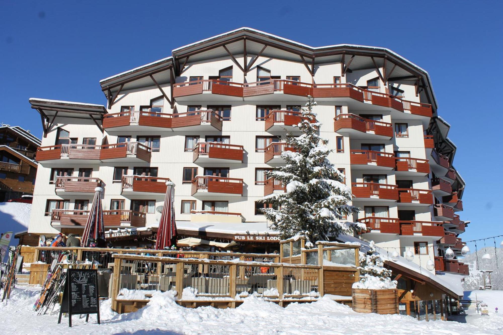 Residence Britania Cles Blanches La Tania Exterior photo