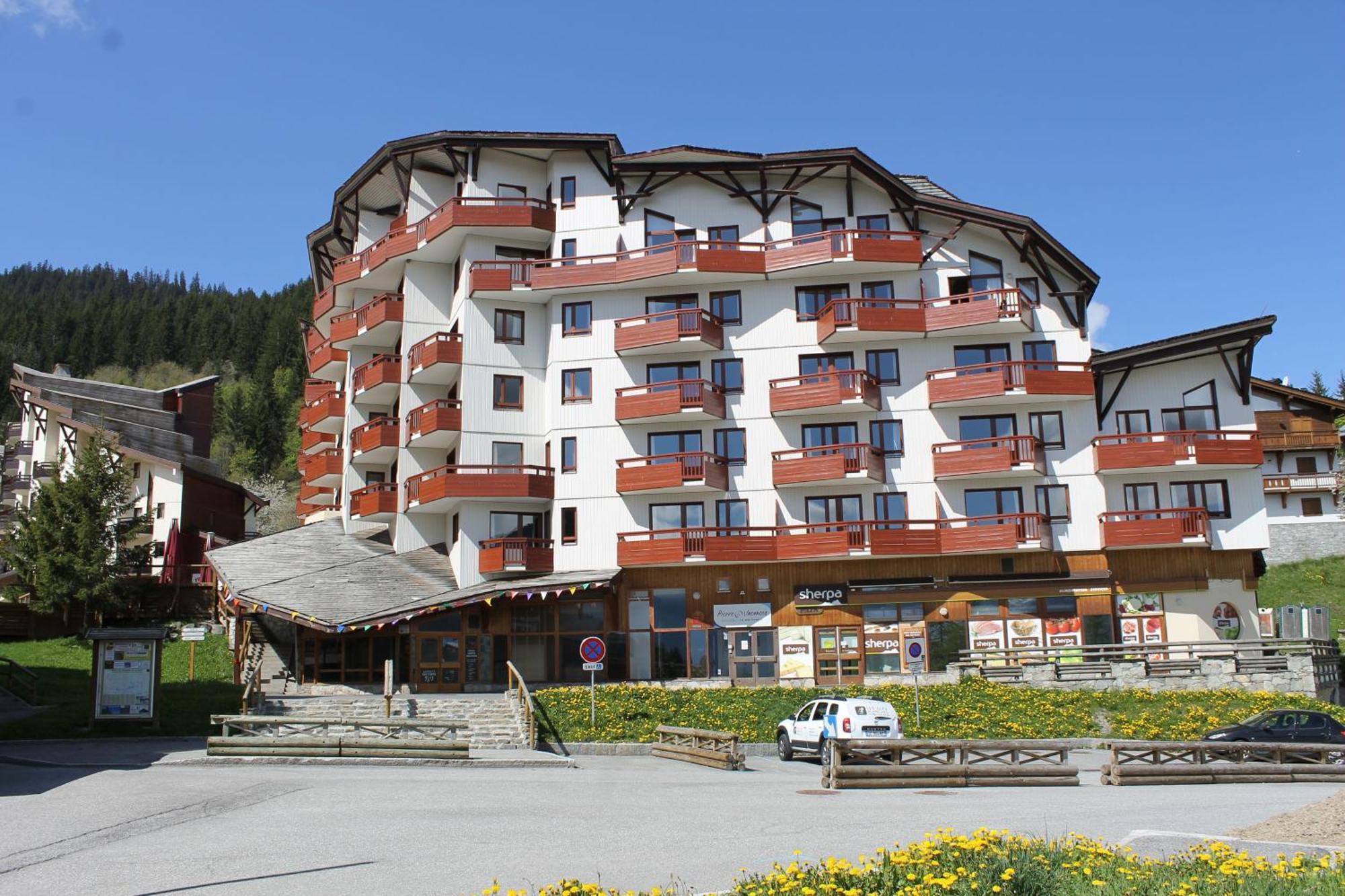 Residence Britania Cles Blanches La Tania Exterior photo