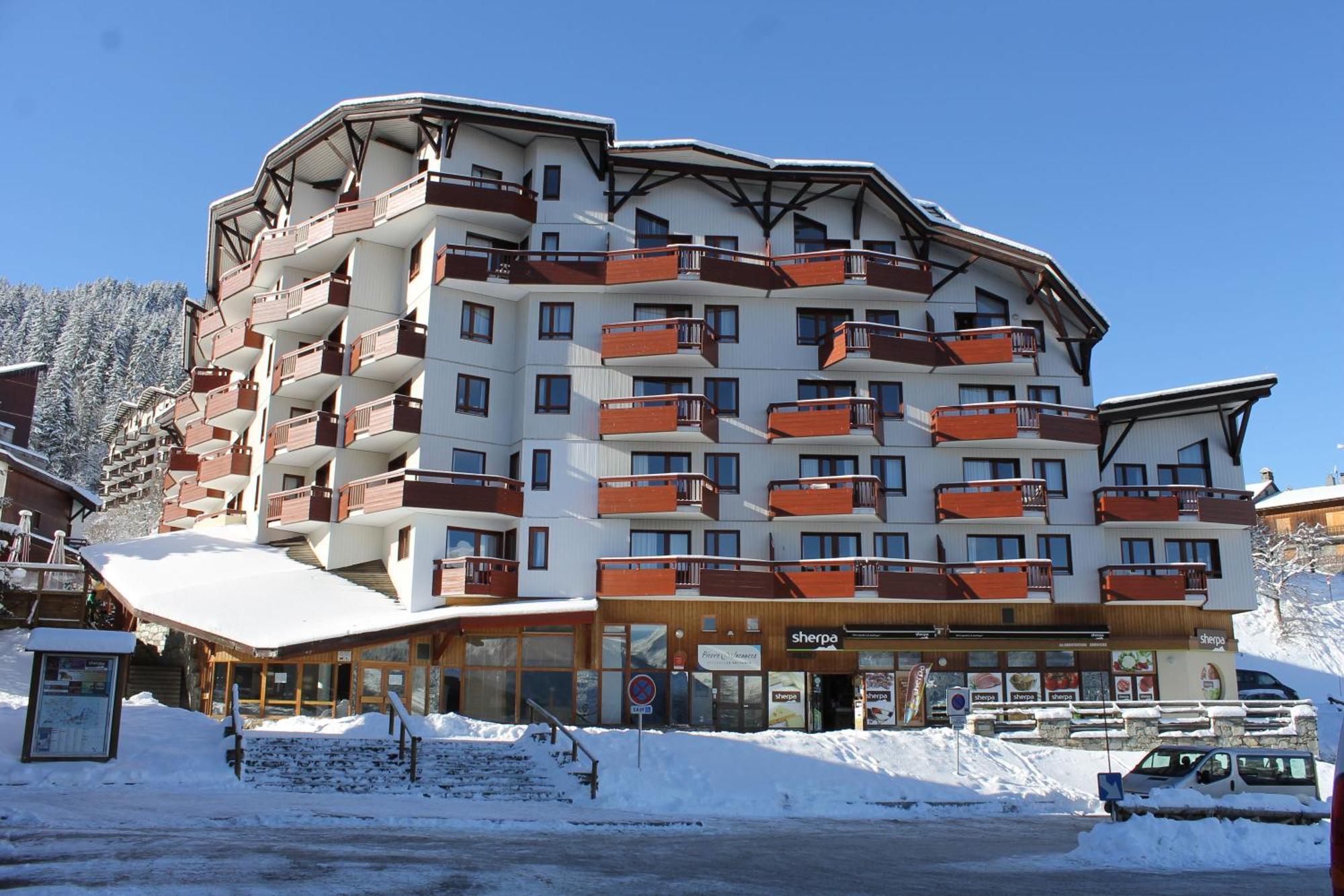 Residence Britania Cles Blanches La Tania Exterior photo